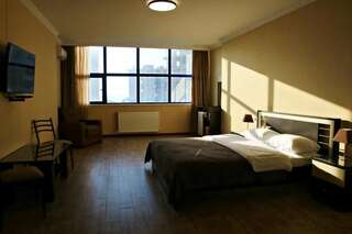 Мини-отель Pirosmani hotel Батуми Двухместный номер с 2 отдельными кроватями-5