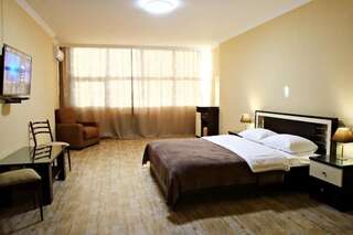 Мини-отель Pirosmani hotel Батуми Двухместный номер с 2 отдельными кроватями-27